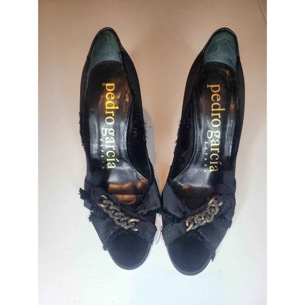 Pedro Garcia Black Satin Raw Edge Open Toe Heels Chain Swarovski Black Crystals